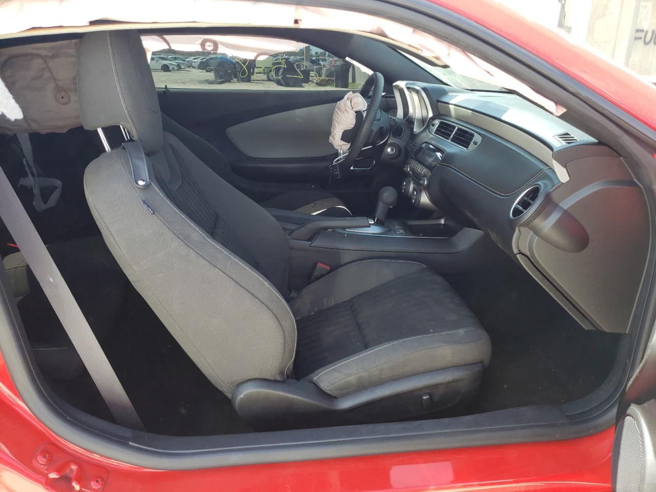 Photo 5 from auction – 2015 CHEVROLET CAMARO LS with VIN 2G1FB1E33F9224285