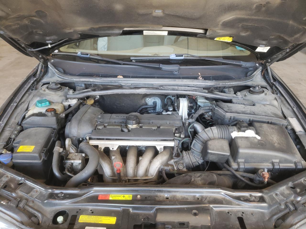 Photo 7 from auction – 2004 VOLVO S60 with VIN YV1RS61T942322976
