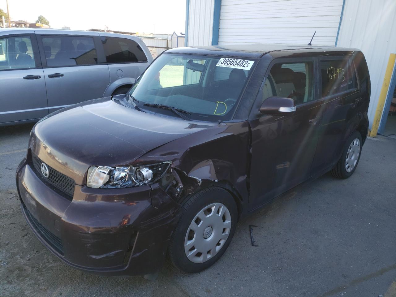 Photo 2 from auction – 2008 TOYOTA SCION XB with VIN JTLKE50E481036397