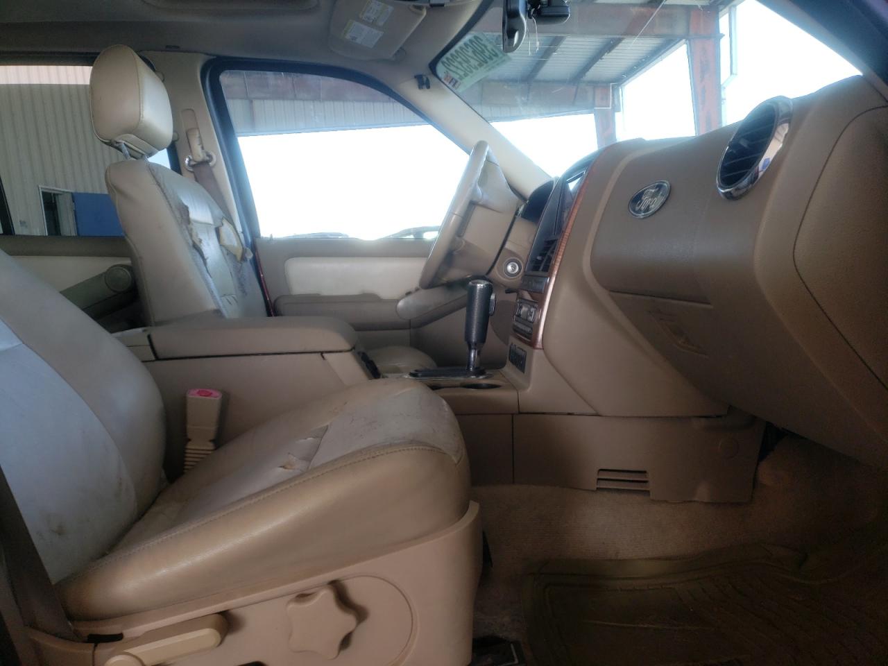 Photo 5 from auction – 2008 FORD EXPLORER E with VIN 1FMEU74E28UA88445