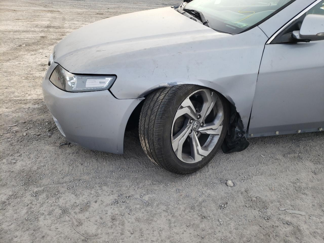Photo 9 from auction – 2004 ACURA TSX with VIN JH4CL968X4C026839