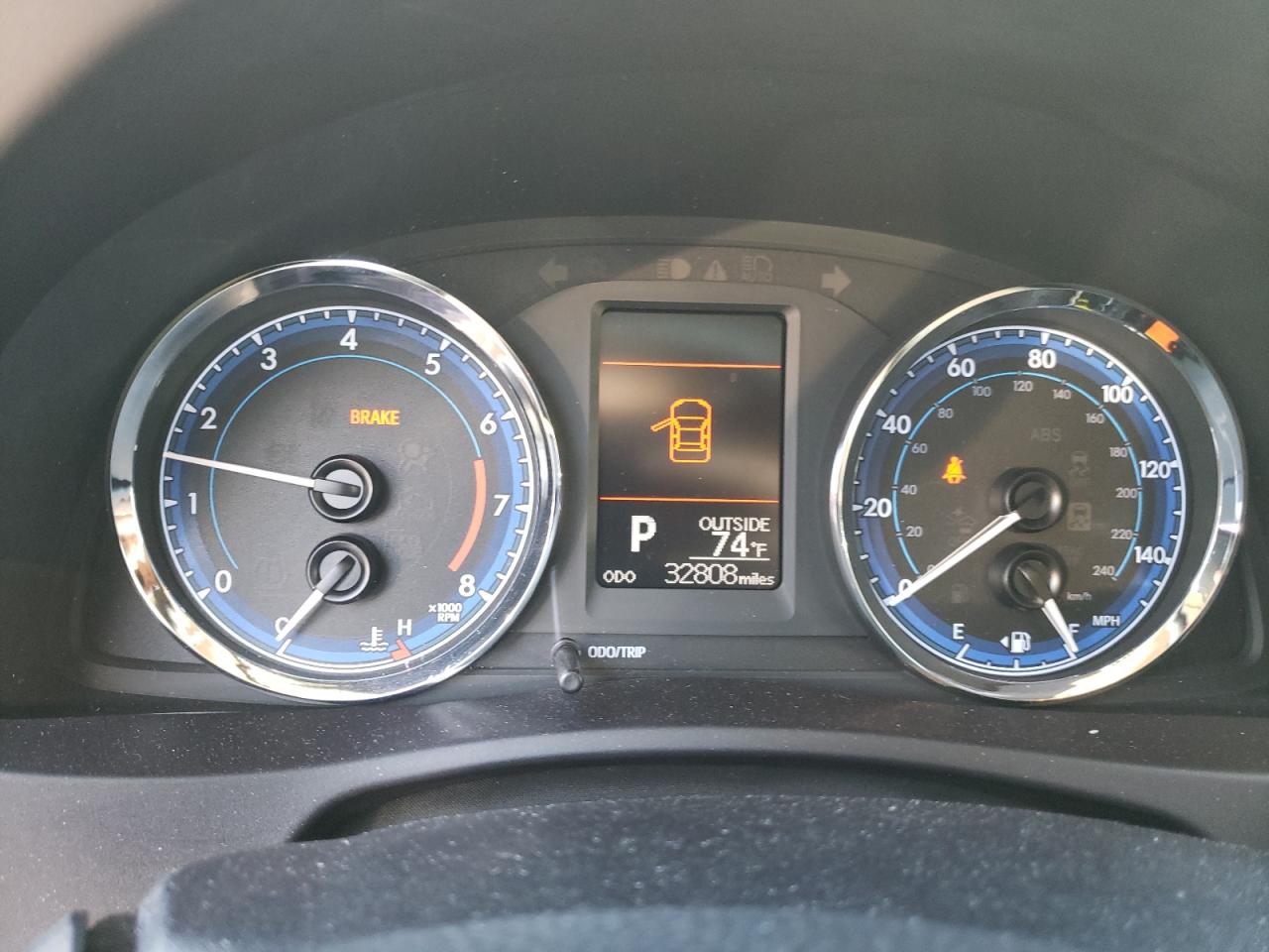 Photo 8 from auction – 2017 TOYOTA COROLLA L with VIN 5YFBURHE7HP694317