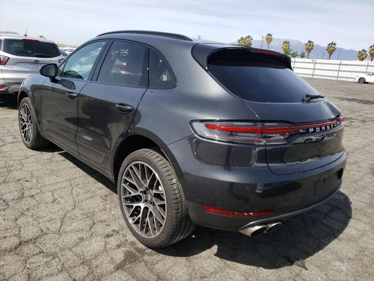 Photo 3 from auction – 2021 PORSCHE MACAN S with VIN WP1AB2A53MLB33312