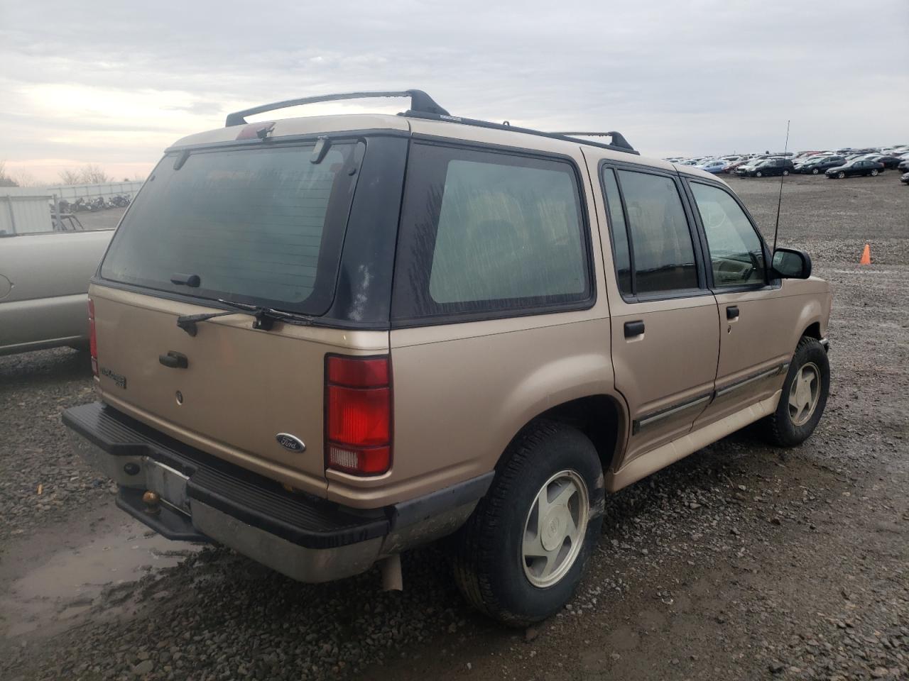 Photo 4 from auction – 1993 FORD EXPLORER with VIN 1FMDU32X6PUA40647
