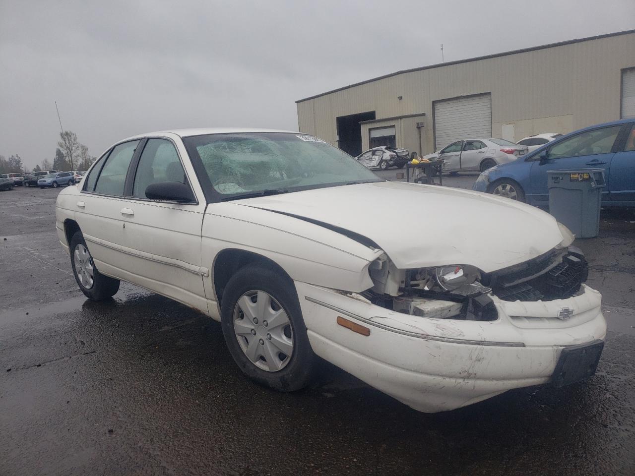 CHEVROLET LUMINA 2001 with VIN 2G1WL52J511194768 - Photo from auction