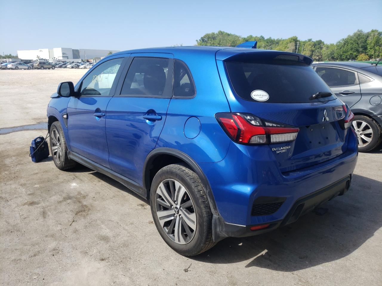 Photo 3 from auction – 2020 MITSUBISHI OUTLANDER with VIN JA4AP3AUXLU027975