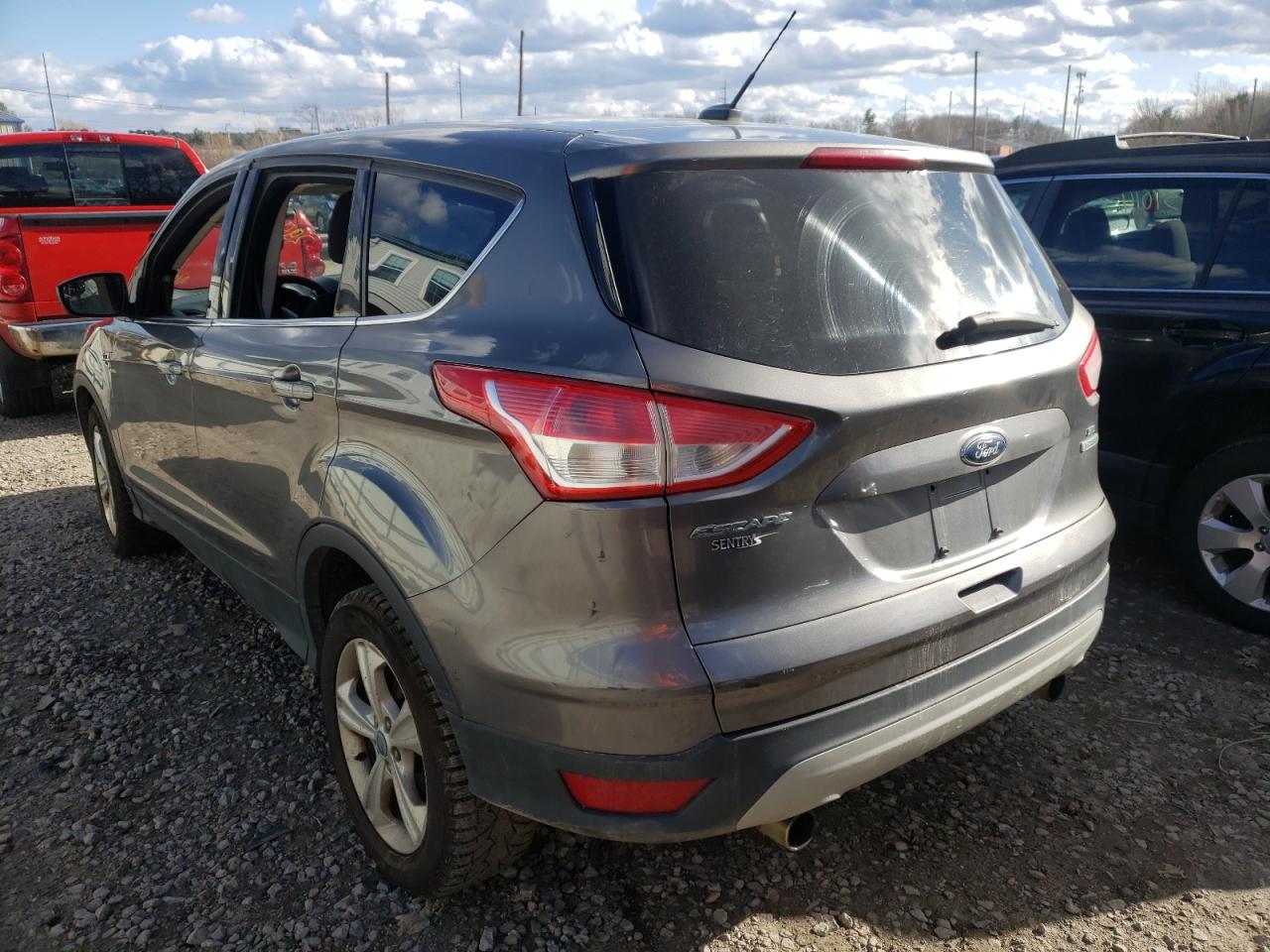 Photo 3 from auction – 2013 FORD ESCAPE SE with VIN 1FMCU0GX1DUA23446