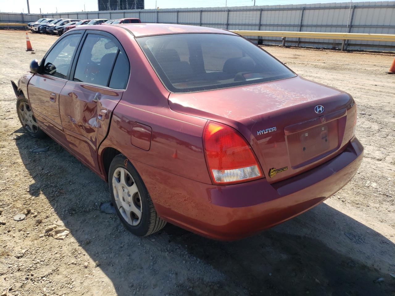 Photo 3 from auction – 2003 HYUNDAI ELANTRA with VIN KMHDN45D73U647526