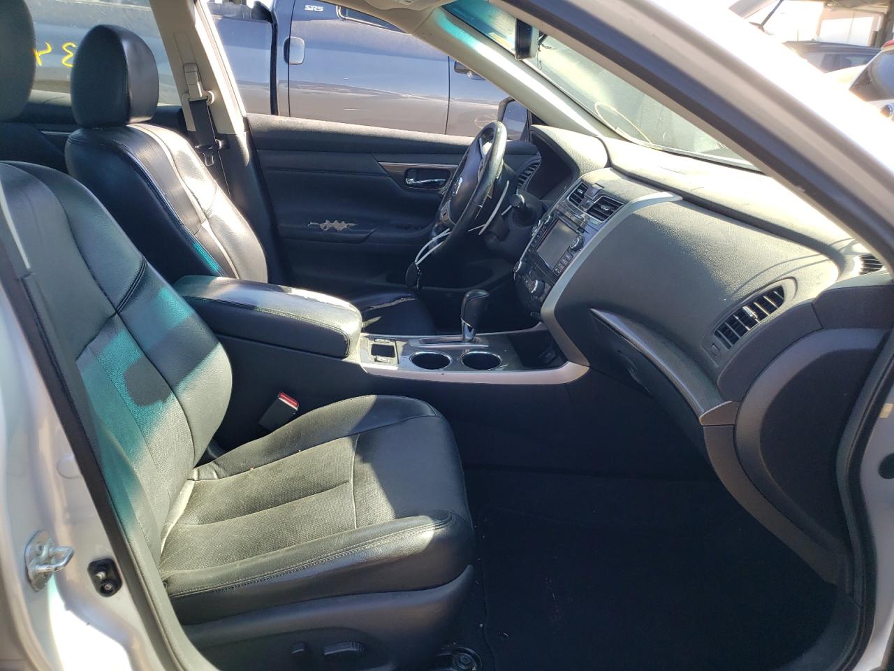 Photo 5 from auction – 2015 NISSAN ALTIMA 3.5 with VIN 1N4BL3AP4FC497659
