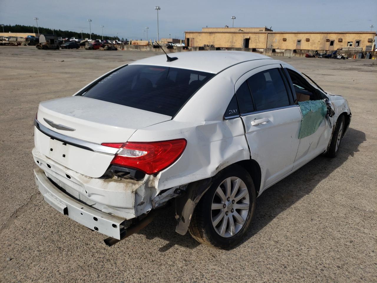 Photo 4 from auction – 2012 CHRYSLER 200 TOURIN with VIN 1C3CCBBB1CN302133