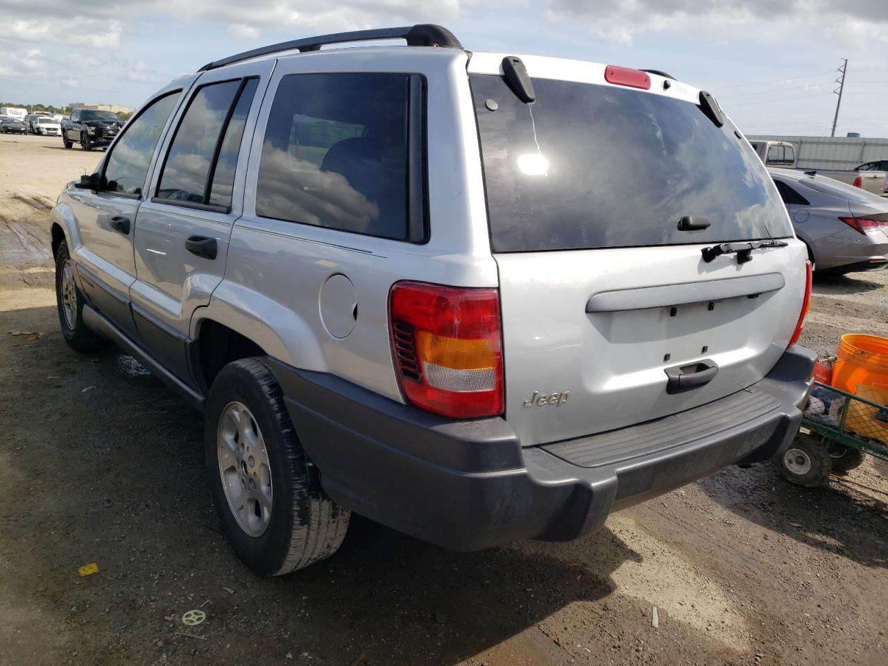 Photo 3 from auction – 2004 JEEP GRAND CHER with VIN 1J4GX48S64C212343