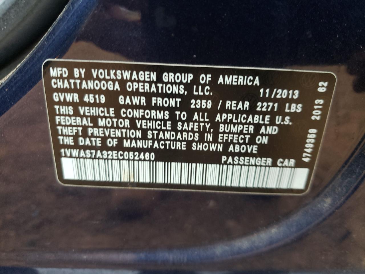 Photo 10 from auction – 2014 VOLKSWAGEN PASSAT S with VIN 1VWAS7A32EC052460