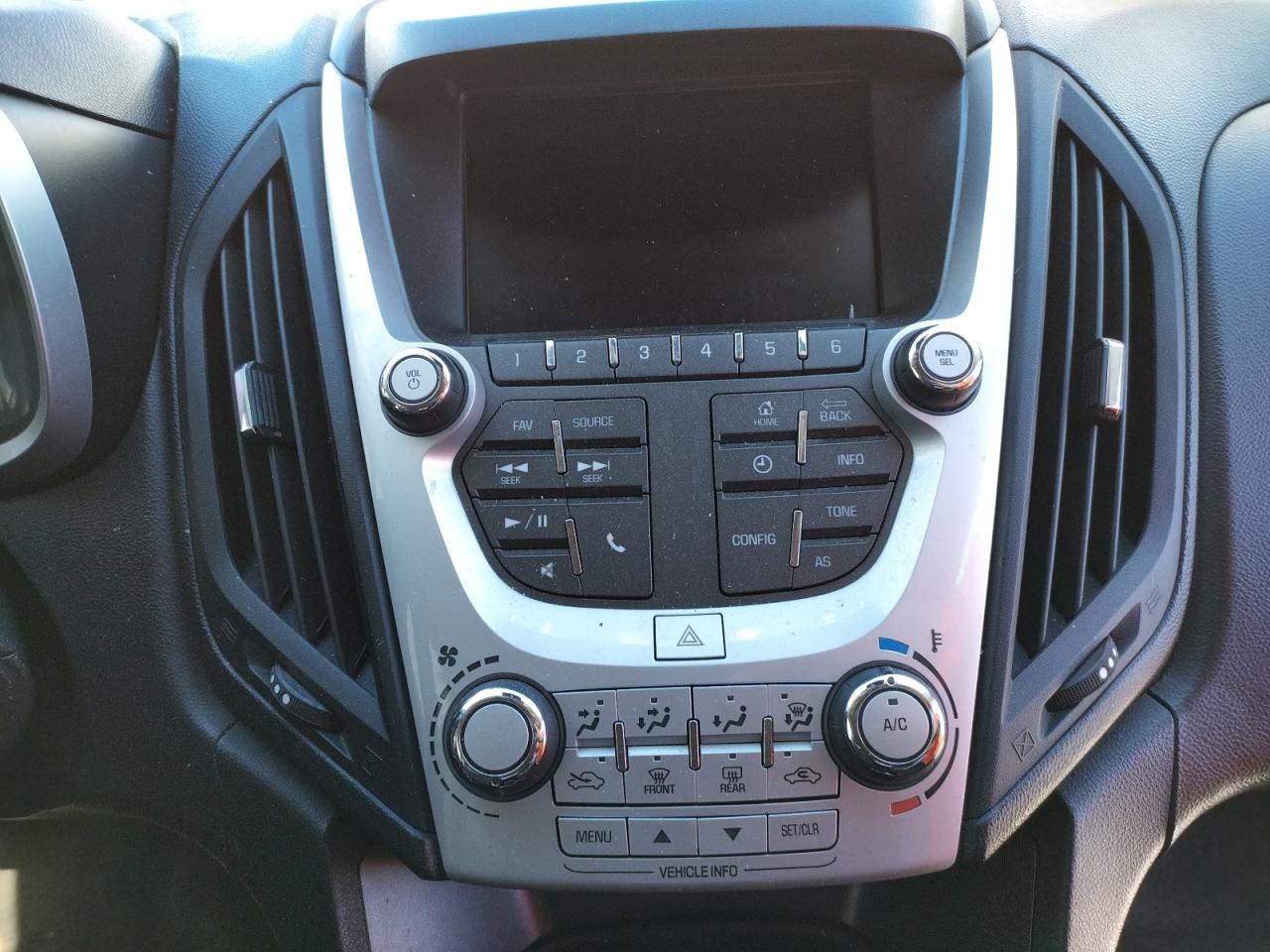 Photo 9 from auction – 2016 CHEVROLET EQUINOX LS with VIN 2GNALBEK1G1163098