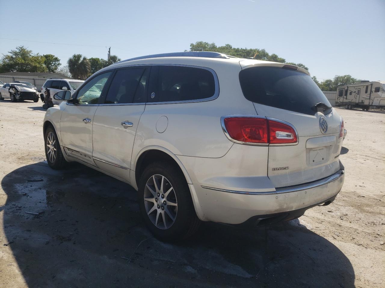 Photo 3 from auction – 2015 BUICK ENCLAVE with VIN 5GAKRBKD2FJ315638