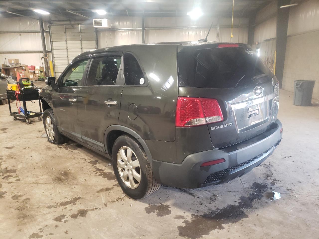 Photo 3 from auction – 2011 KIA SORENTO BA with VIN 5XYKT3A16BG114767