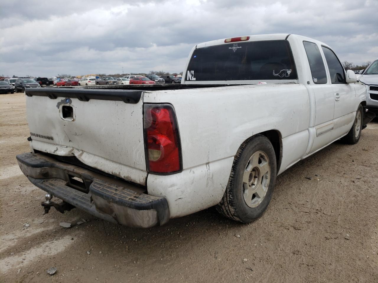 Photo 4 from auction – 2004 CHEVROLET SILVERADO with VIN 2GCEC19V641200408
