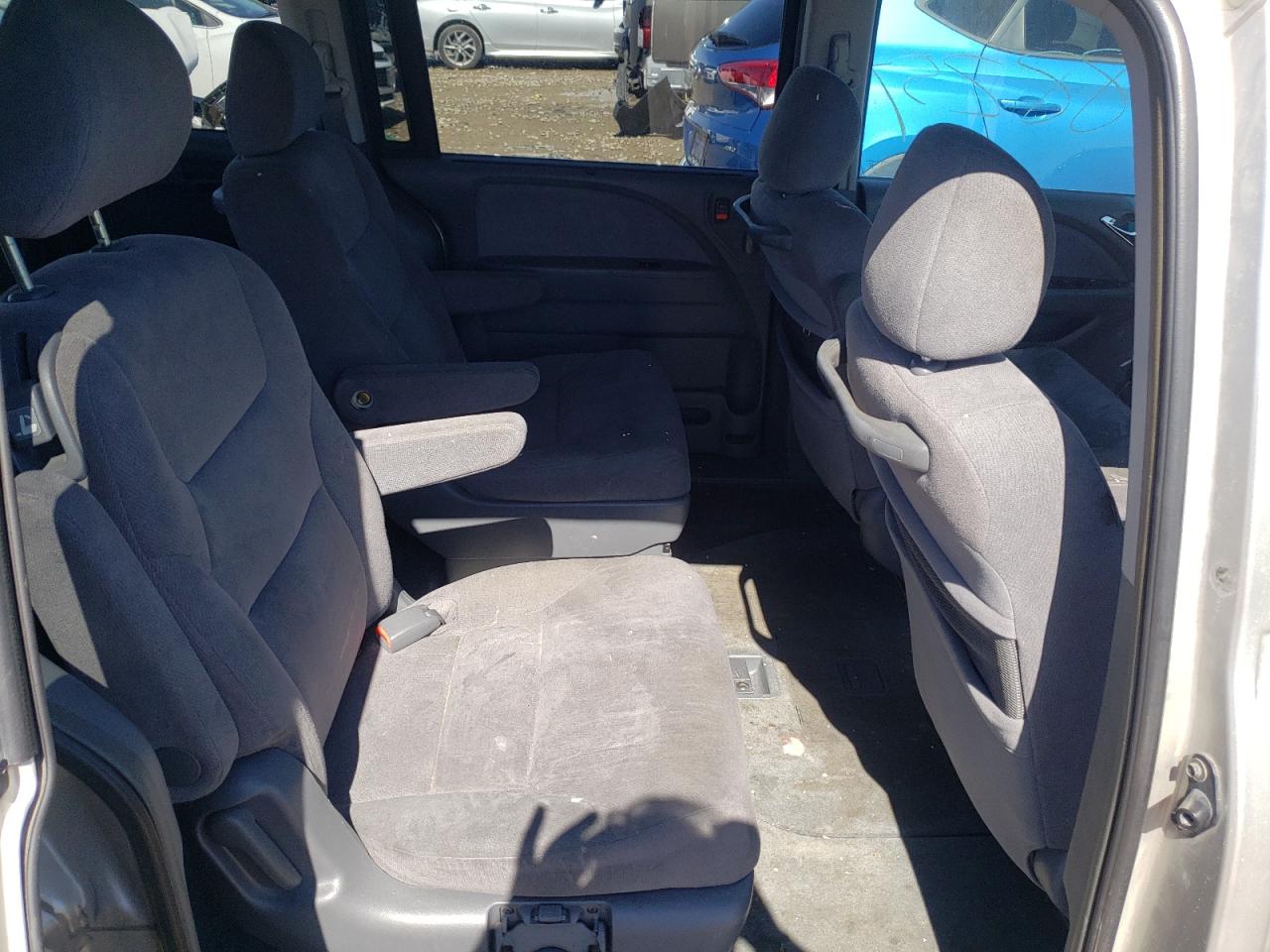 Photo 6 from auction – 2006 HONDA ODYSSEY with VIN 5FNRL38456B404512