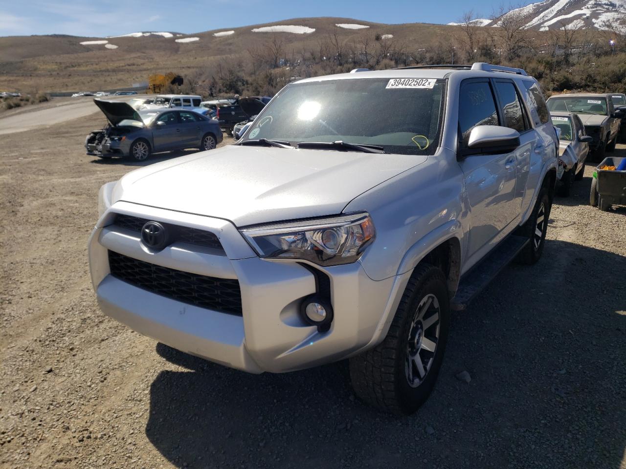 Photo 2 from auction – 2016 TOYOTA 4RUNNER SR with VIN JTEBU5JR3G5295286