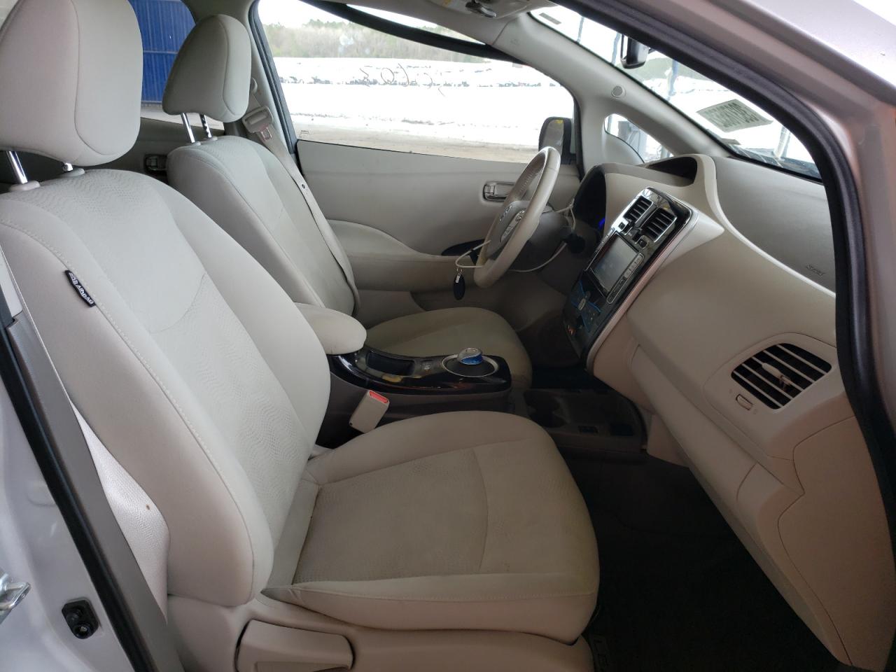 Photo 5 from auction – 2015 NISSAN LEAF S with VIN 1N4AZ0CP9FC319025