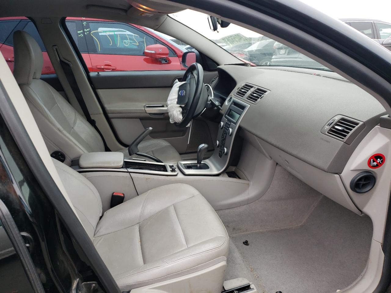 Photo 5 from auction – 2010 VOLVO S40 2.4I with VIN YV1382MS0A2498875