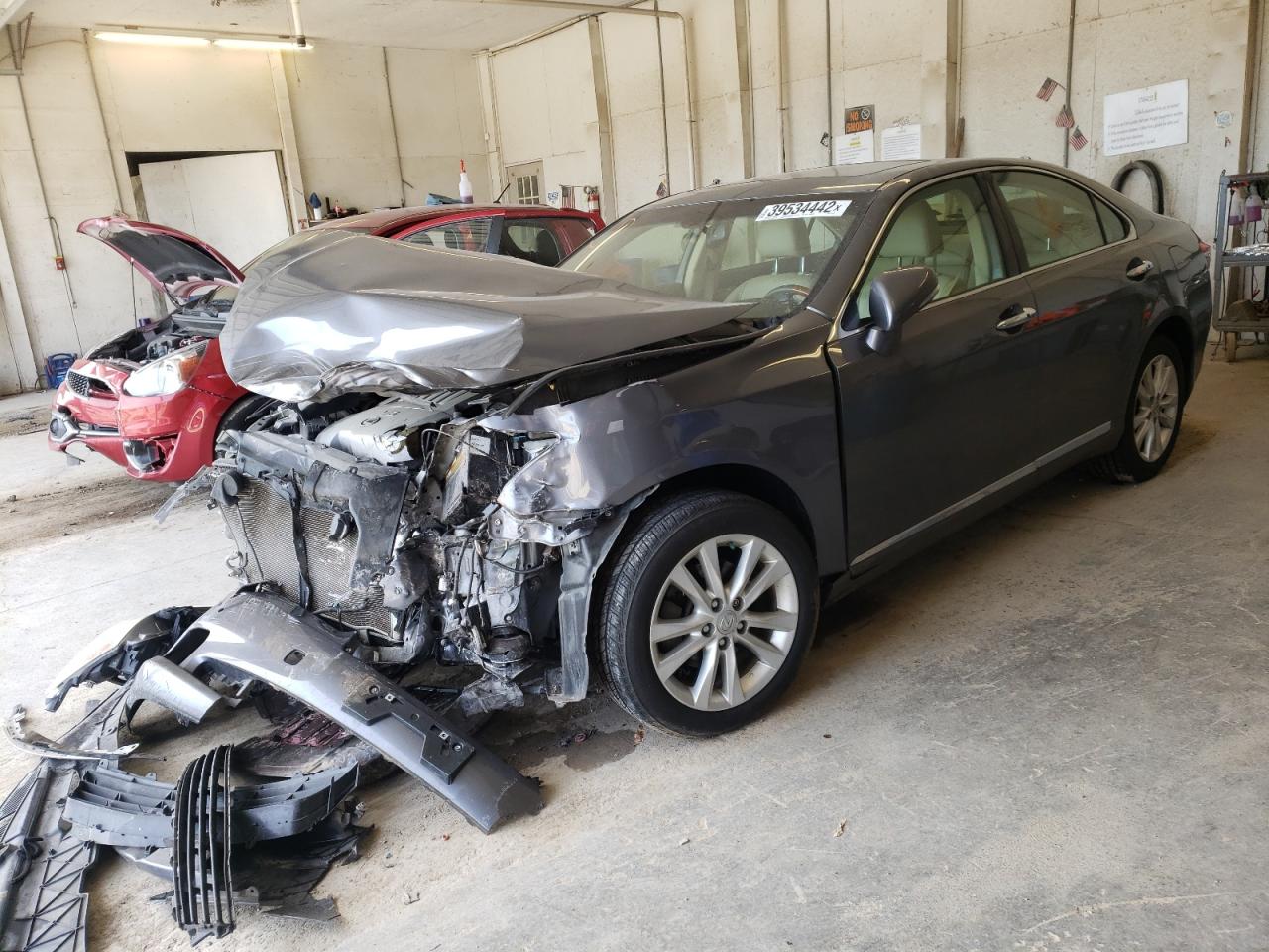 Photo 2 from auction – 2012 LEXUS ES 350 with VIN JTHBK1EG1C2511528