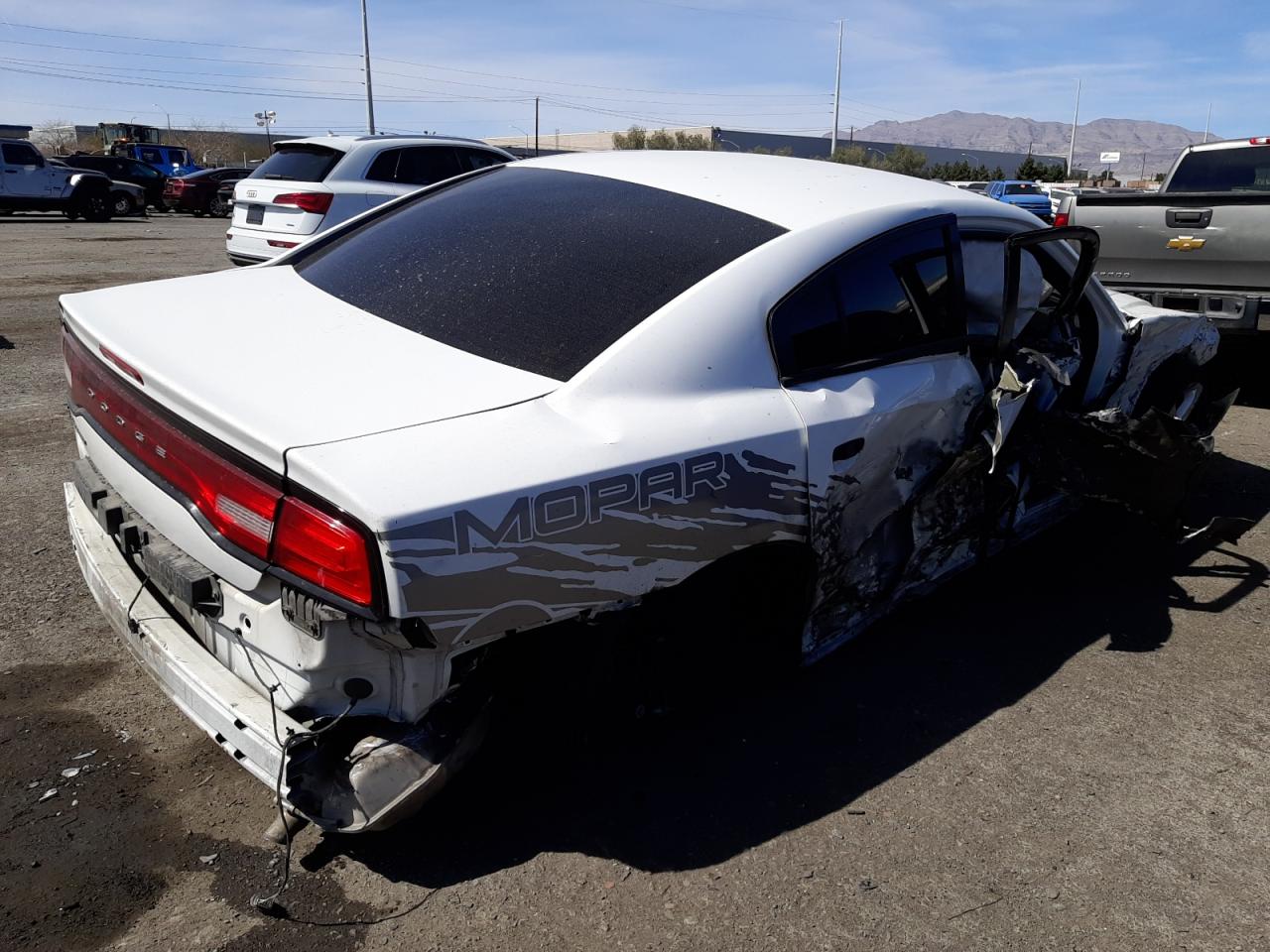 Photo 4 from auction – 2013 DODGE CHARGER SE with VIN 2C3CDXBG0DH625749