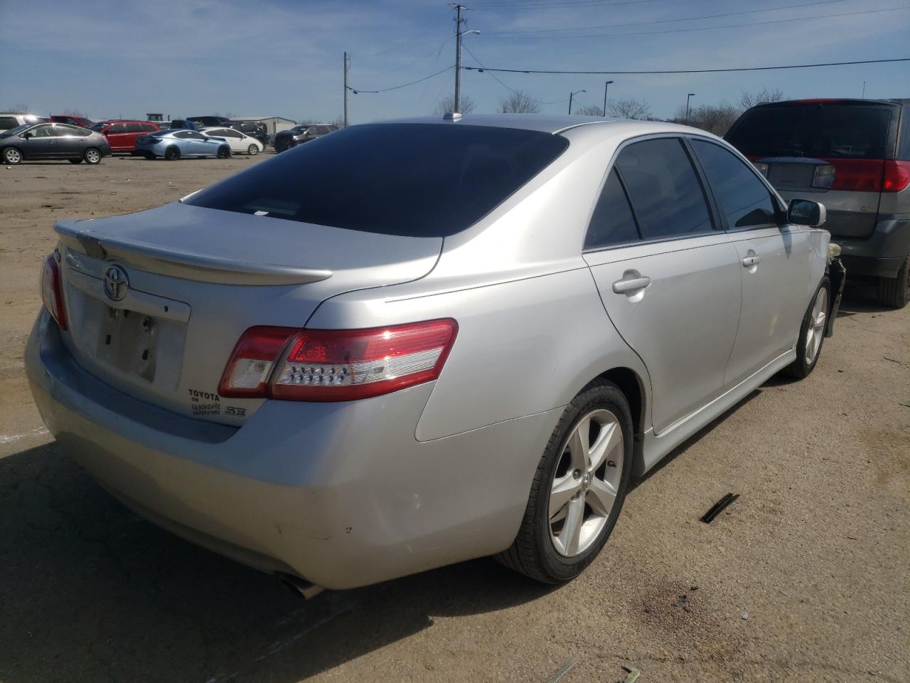 Photo 4 from auction – 2011 TOYOTA CAMRY BASE with VIN 4T1BF3EK7BU175341