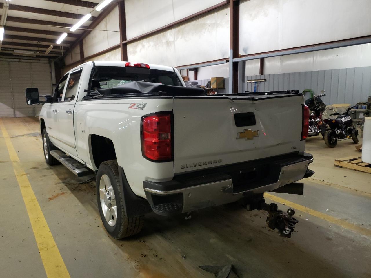 Photo 3 from auction – 2016 CHEVROLET SILVERADO with VIN 1GC1KWE8XGF144632