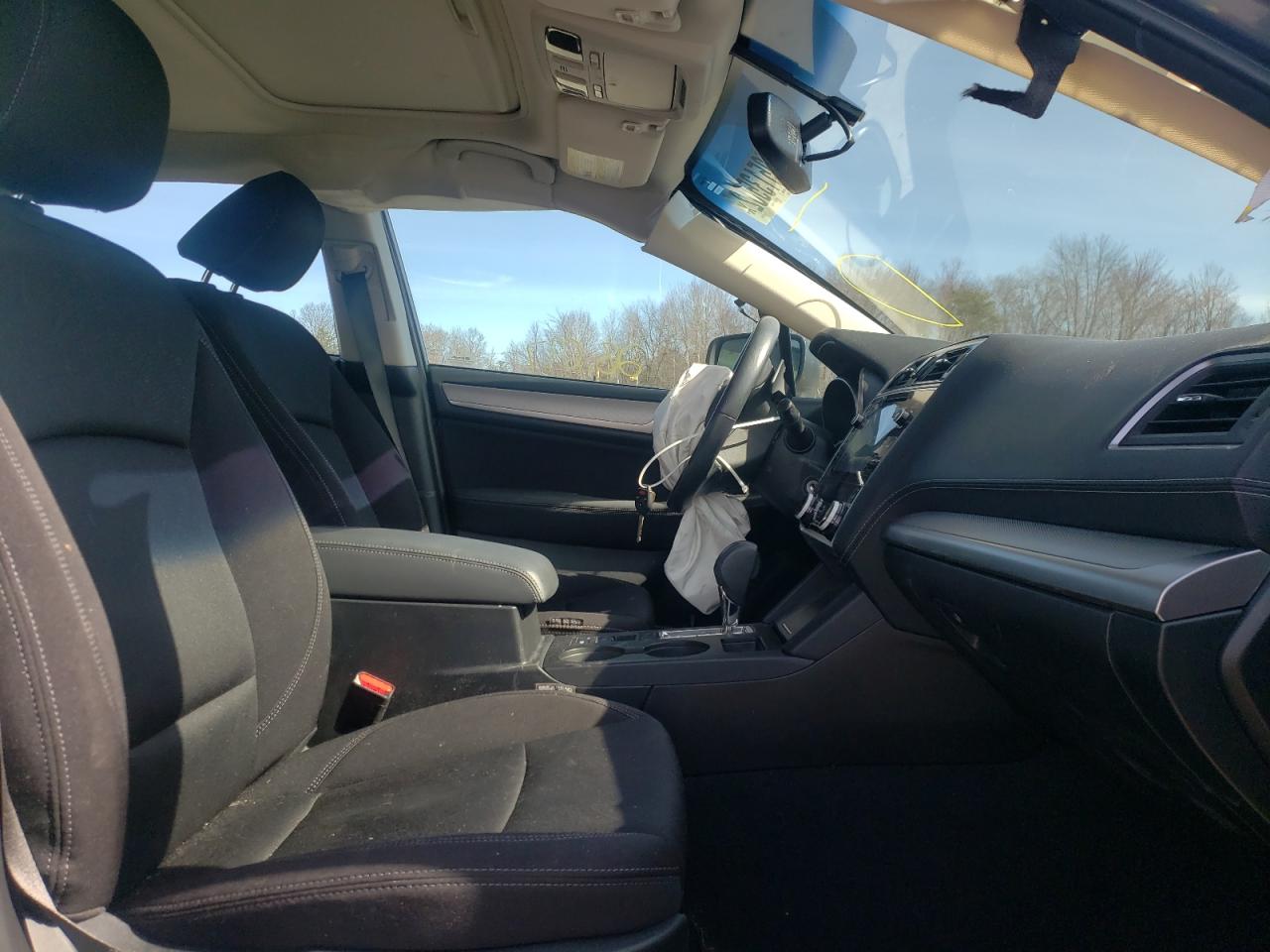 Photo 5 from auction – 2018 SUBARU LEGACY 2.5 with VIN 4S3BNAD68J3011133