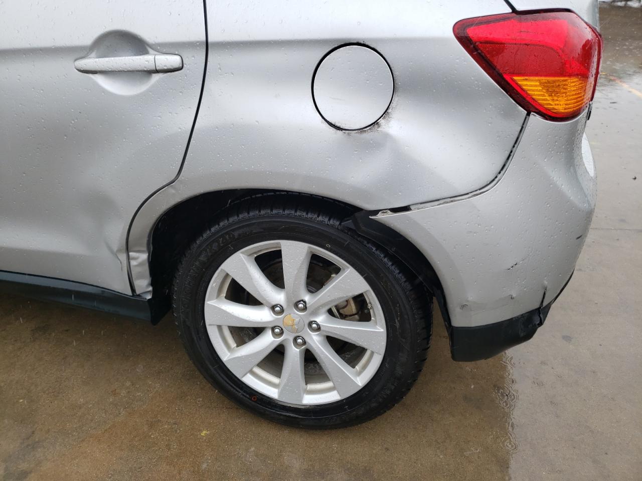 Photo 9 from auction – 2013 MITSUBISHI OUTLANDER with VIN 4A4AP3AU2DE009691