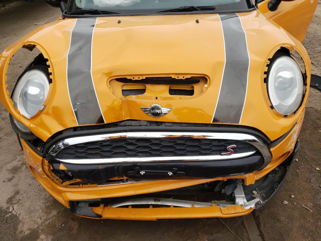 Photo 7 from auction – 2014 MINI COOPER S with VIN WMWXM7C56ET985877