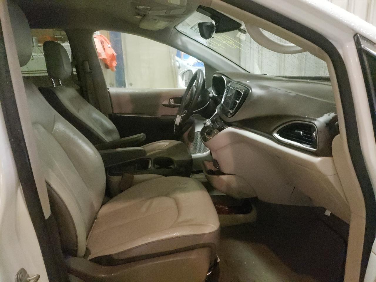 Foto 5 de la subasta – 2018 CHRYSLER PACIFICA T con VIN 2C4RC1BG1JR148745