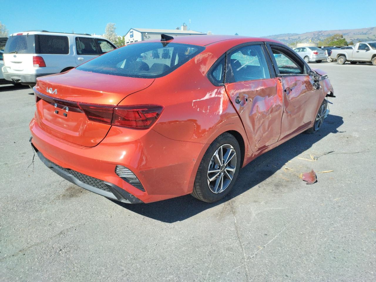 Photo 4 from auction – 2022 KIA FORTE FE with VIN 3KPF24AD4NE457390