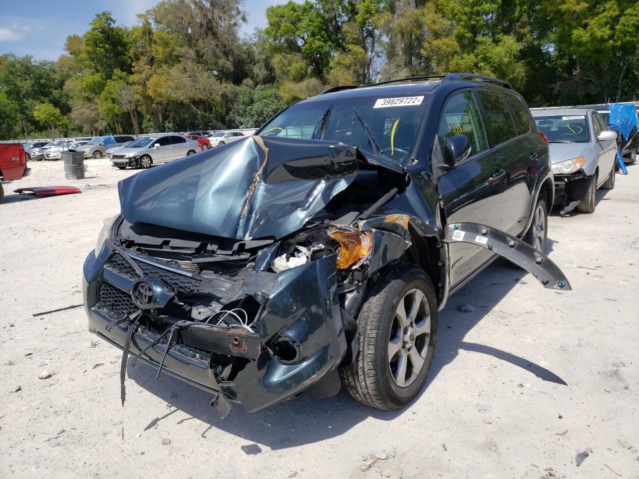Photo 2 from auction – 2012 TOYOTA RAV4 LIMIT with VIN 2T3DF4DVXCW236703