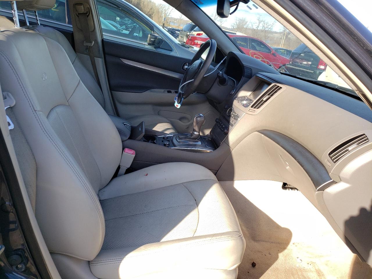 Photo 5 from auction – 2012 INFINITI G25 with VIN JN1DV6AR3CM730228