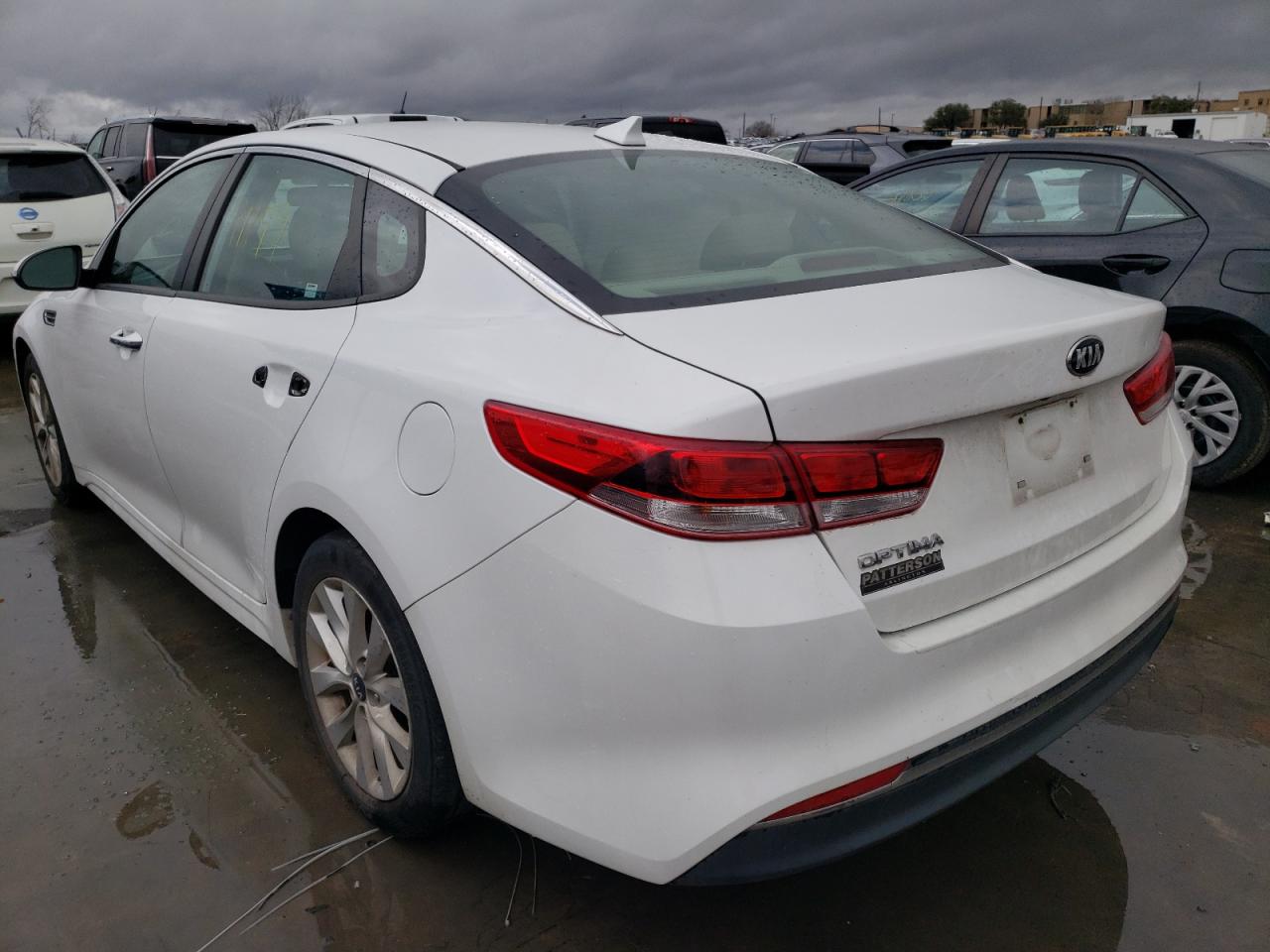 Photo 3 from auction – 2016 KIA OPTIMA LX with VIN 5XXGT4L31GG060087