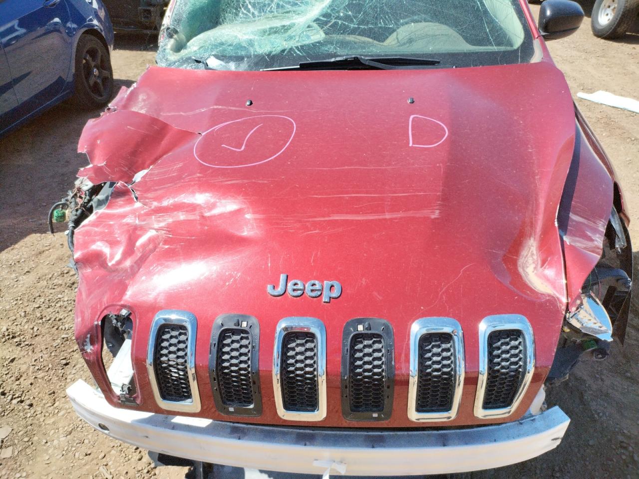 Photo 7 from auction – 2015 JEEP CHEROKEE S with VIN 1C4PJLAB7FW573156