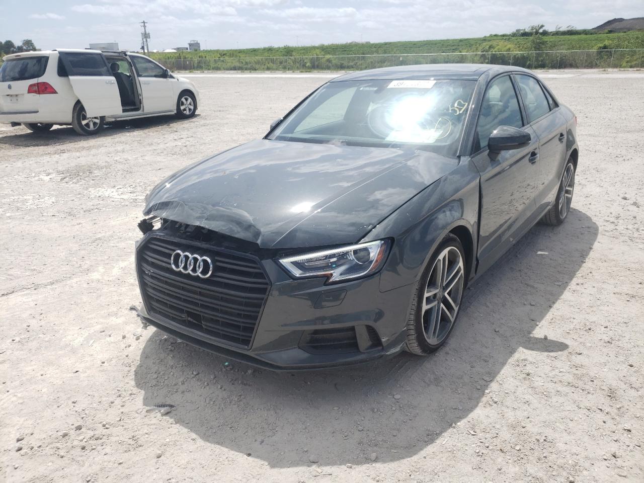 Photo 2 from auction – 2019 AUDI A3 PREMIUM with VIN WAUAUGFF2KA085365