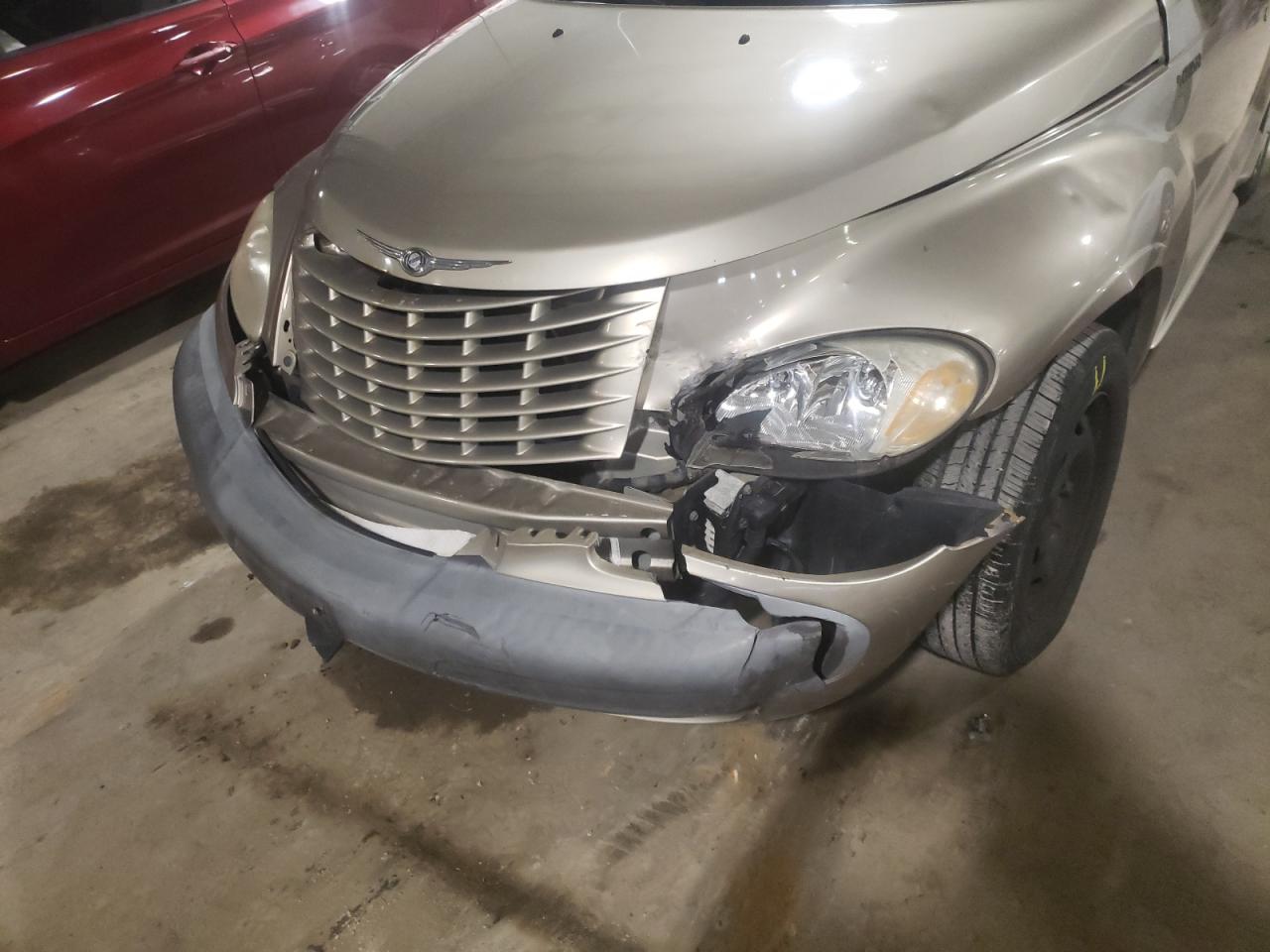 Photo 9 from auction – 2002 CHRYSLER PT CRUISER with VIN 3C4FY48B12T377264