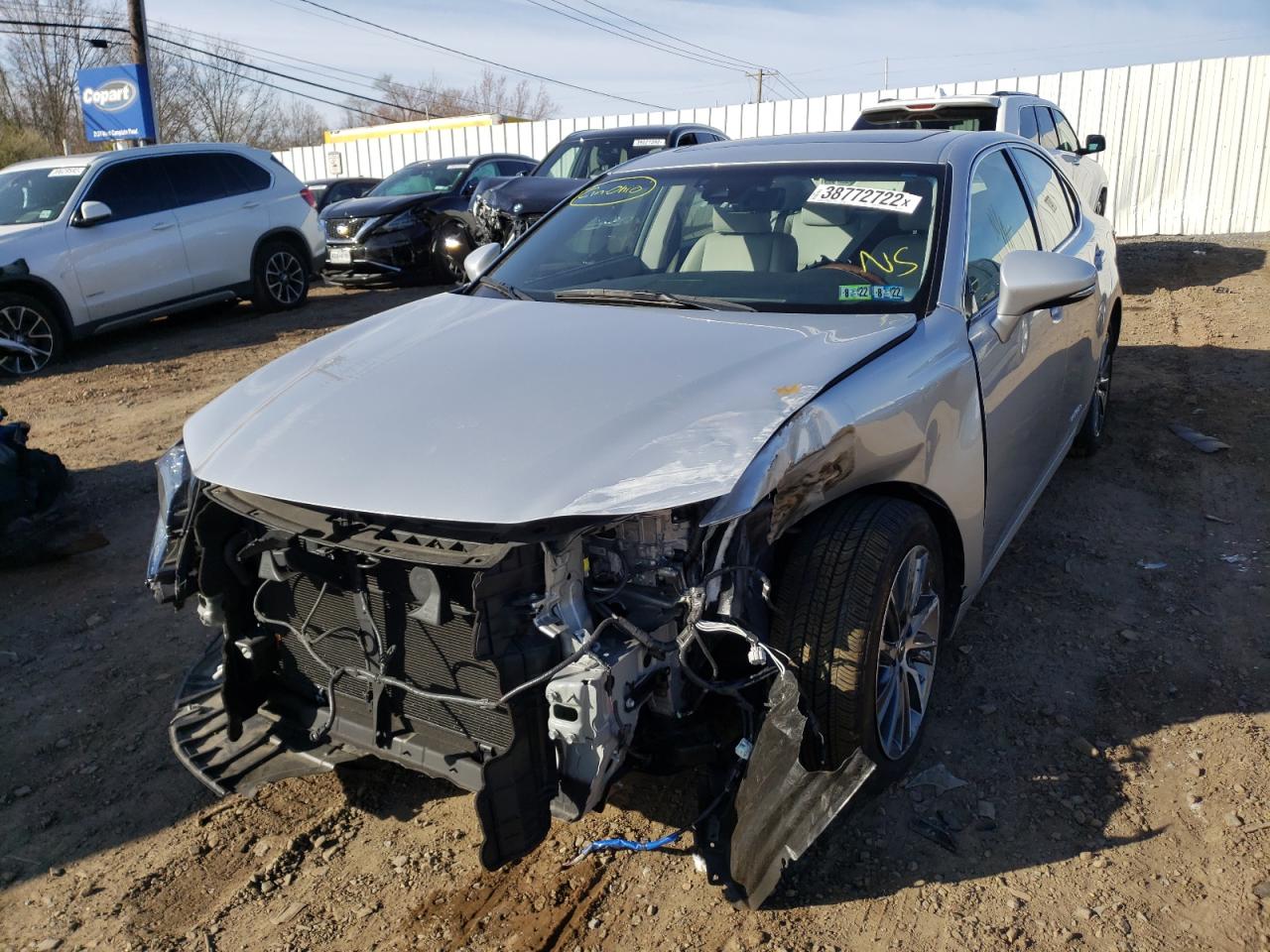 Photo 2 from auction – 2018 LEXUS ES 300H with VIN JTHBW1GG5J2194447