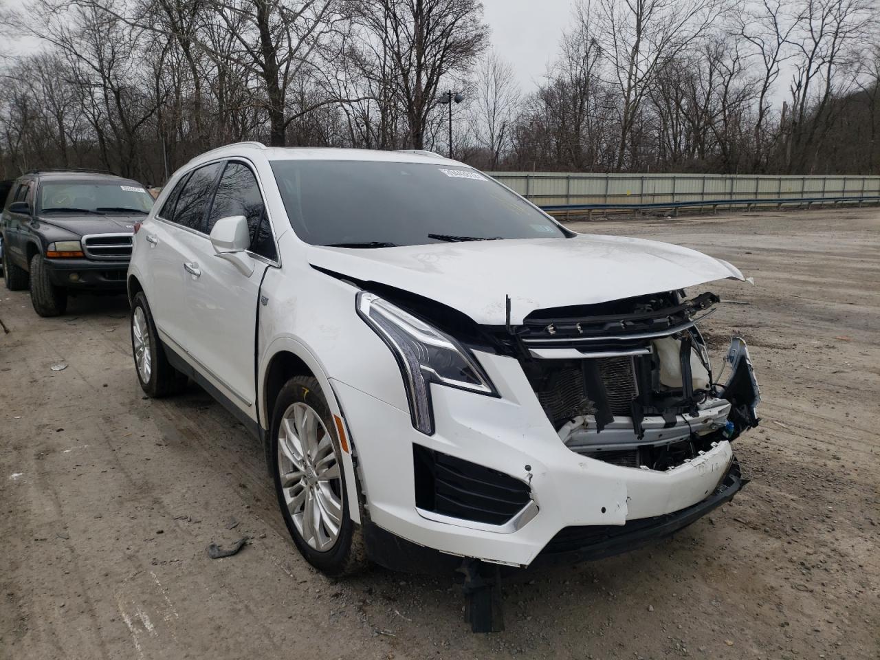 CADILLAC XT5 PREMIU 2017 with VIN 1GYKNERS8HZ198033 - Photo from auction