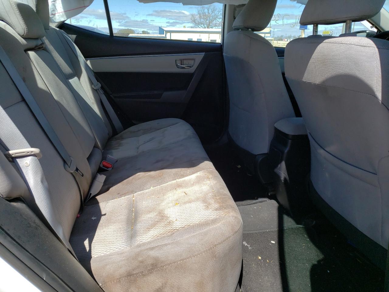 Photo 6 from auction – 2015 TOYOTA COROLLA L with VIN 2T1BURHE9FC476893