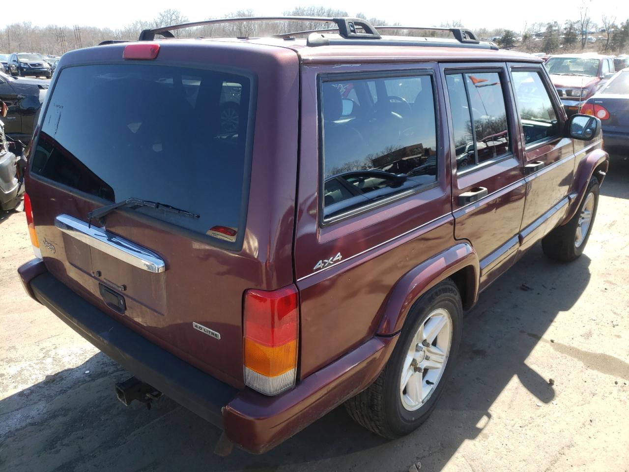 Photo 4 from auction – 2000 JEEP CHEROKEE with VIN 1J4FF68S3YL224627