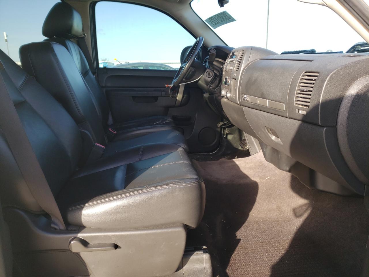 Photo 5 from auction – 2012 CHEVROLET SILVERADO with VIN 3GCPCSE00CG135781