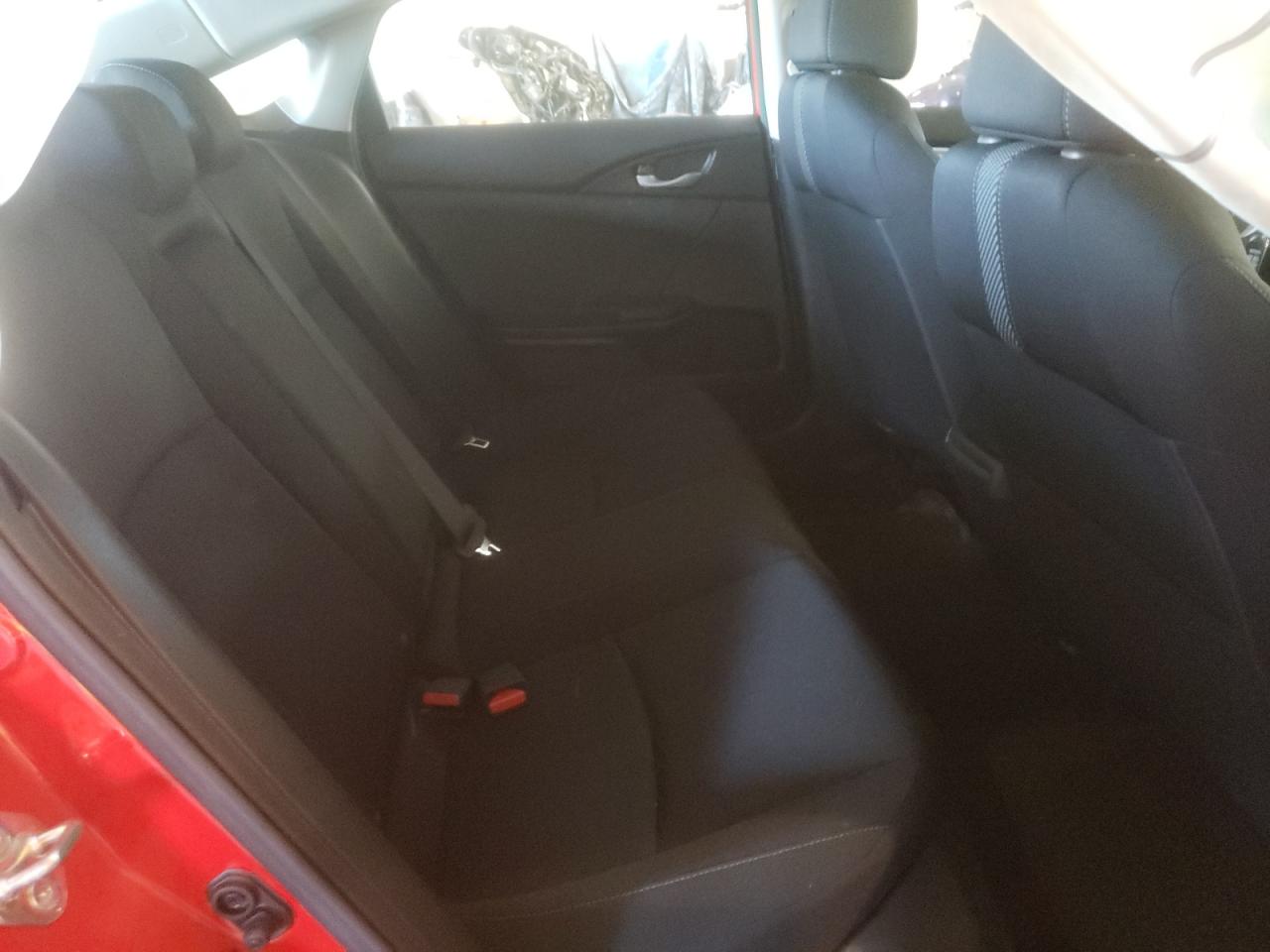 Photo 6 from auction – 2018 HONDA CIVIC EX with VIN 2HGFC2F77JH517540