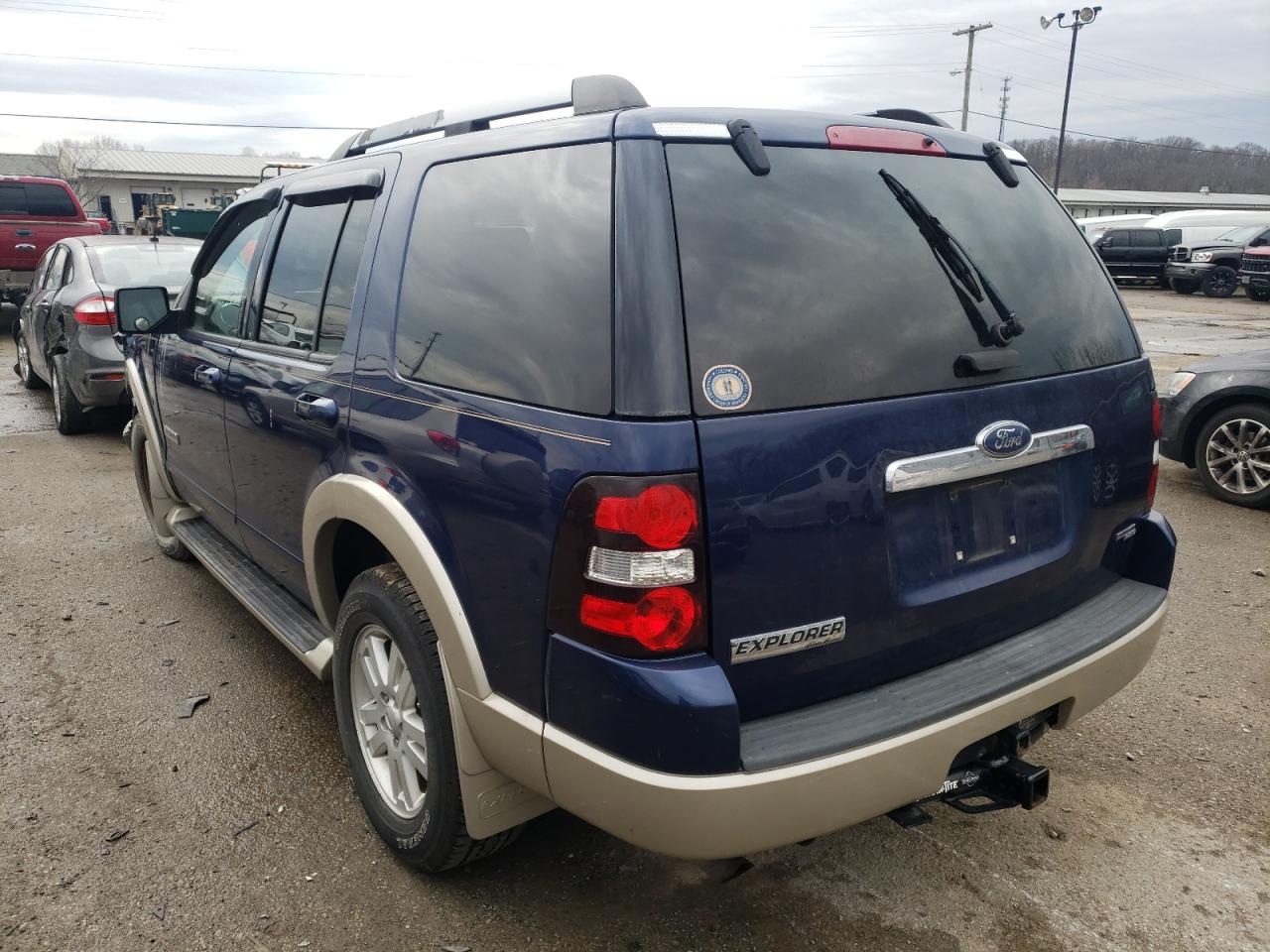 Photo 3 from auction – 2007 FORD EXPLORER E with VIN 1FMEU74E07UB74271