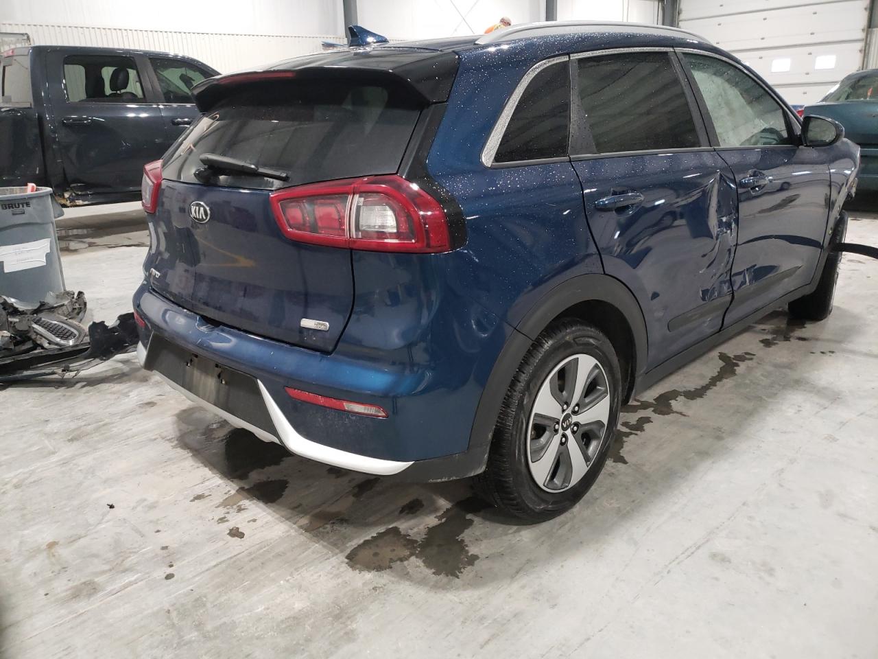 Photo 4 from auction – 2018 KIA NIRO FE with VIN KNDCB3LC3J5201197