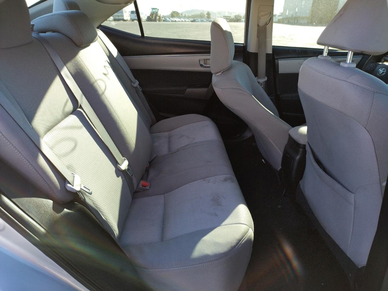 صورة رقم 6 من المزاد - 2014 TOYOTA COROLLA L مع VIN 5YFBURHEXEP056283