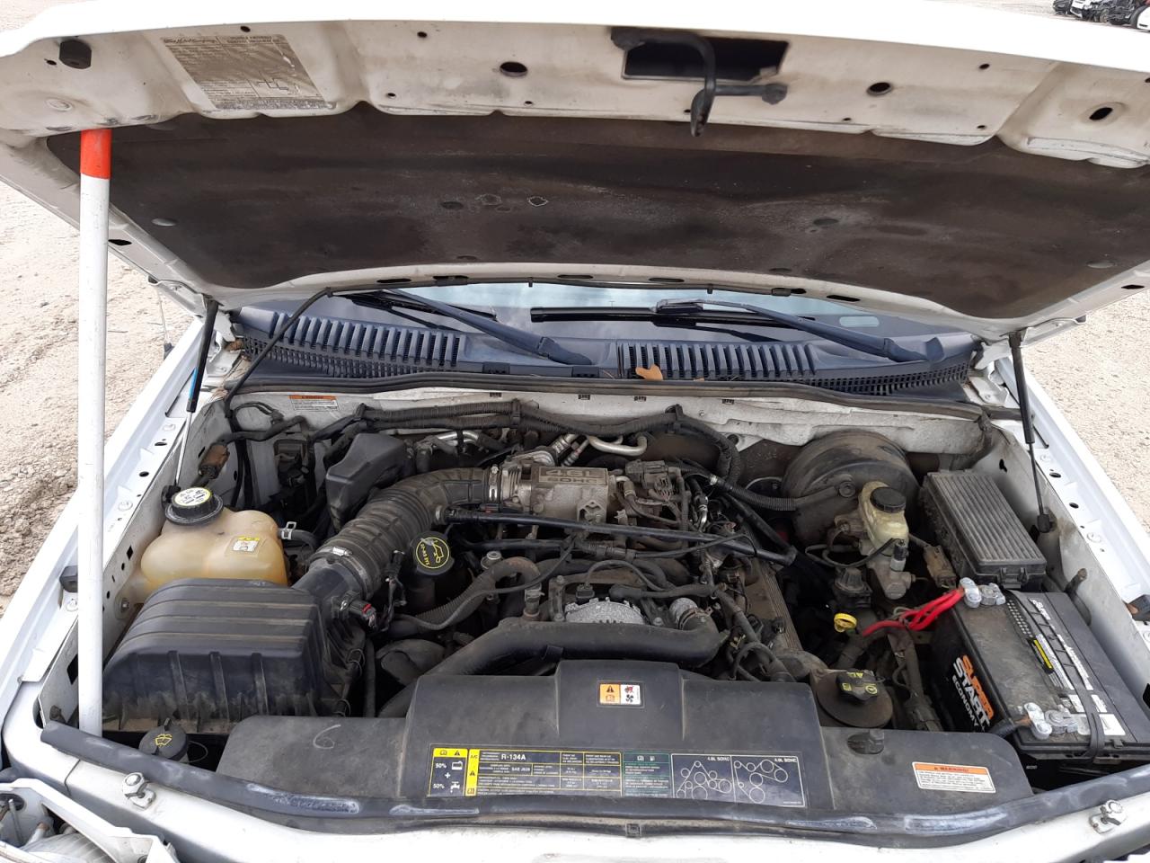 Photo 7 from auction – 2004 FORD EXPLORER E with VIN 1FMDU74W44ZA11318
