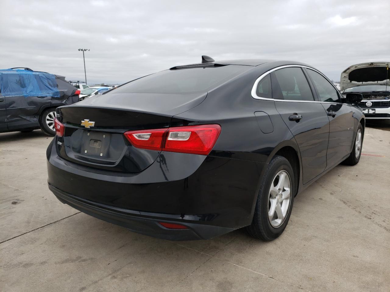 Photo 4 from auction – 2018 CHEVROLET MALIBU LS with VIN 1G1ZB5ST8JF290551